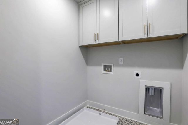 7048 Manchester Drive, Flowery Branch, GA 30542