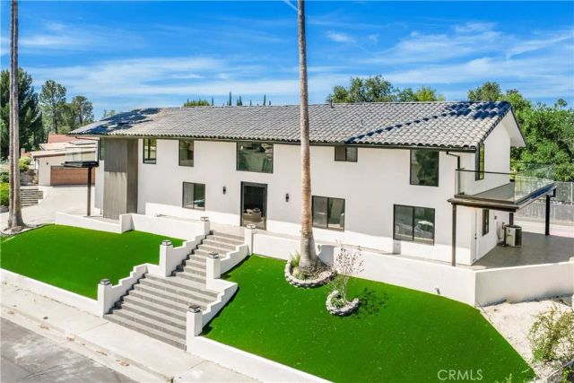 18827 Edleen Drive, Tarzana, CA 91356