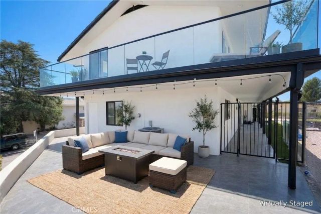 18827 Edleen Drive, Tarzana, CA 91356