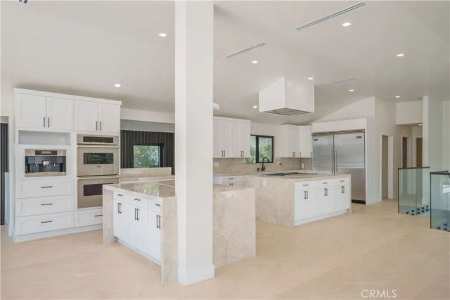 18827 Edleen Drive, Tarzana, CA 91356