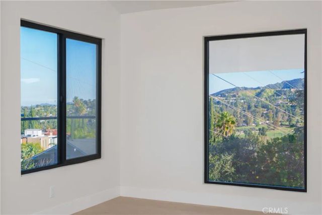 18827 Edleen Drive, Tarzana, CA 91356