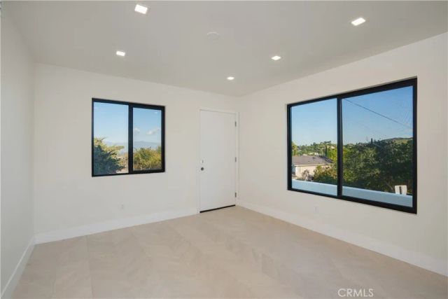 18827 Edleen Drive, Tarzana, CA 91356