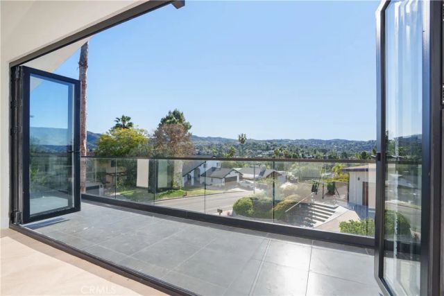 18827 Edleen Drive, Tarzana, CA 91356