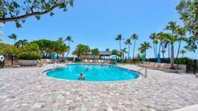 5100 N Ocean Blvd Apt 515, Lauderdale By The Sea, FL 33308