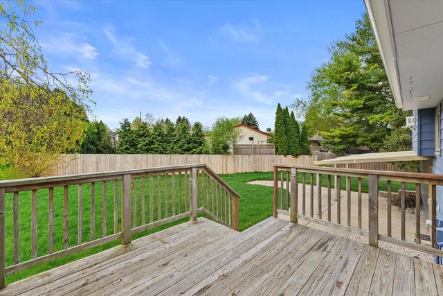 115 Conrad COURT, Mukwonago, WI 53149