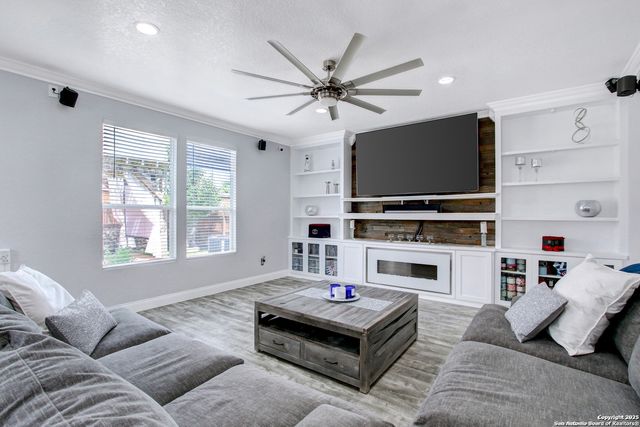 27334 Lasso Bend, San Antonio, TX 78260