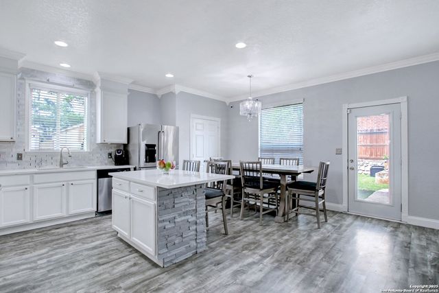 27334 Lasso Bend, San Antonio, TX 78260