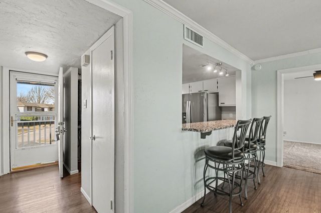 108 Harbor Drive 204, Runaway Bay, TX 76426