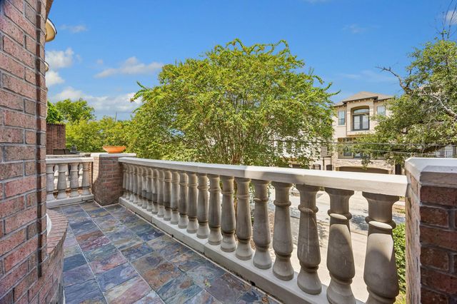 5417 Dickson Street B, Houston, TX 77007