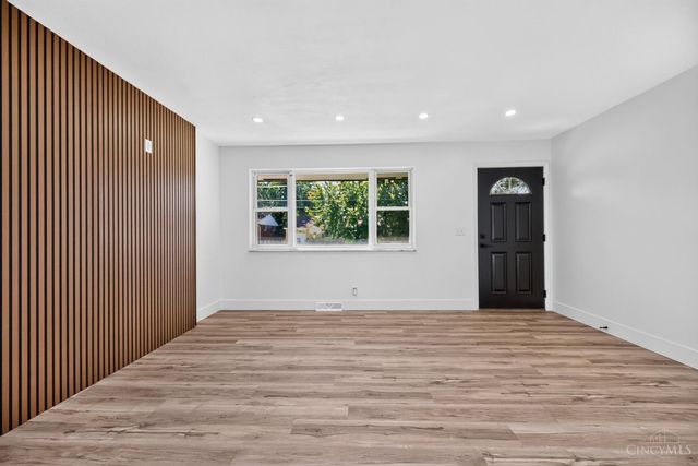 958 Goodhue Circle, Forest Park, OH 45240