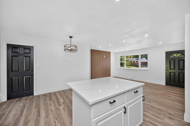 958 Goodhue Circle, Forest Park, OH 45240
