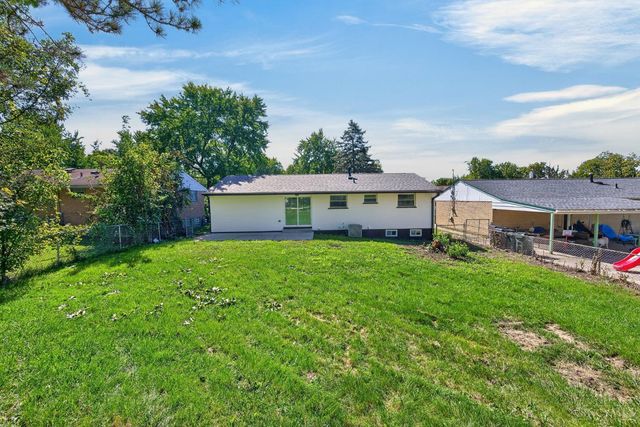 958 Goodhue Circle, Forest Park, OH 45240