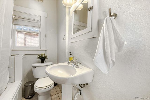 1724 S Emerson Street, Denver, CO 80210