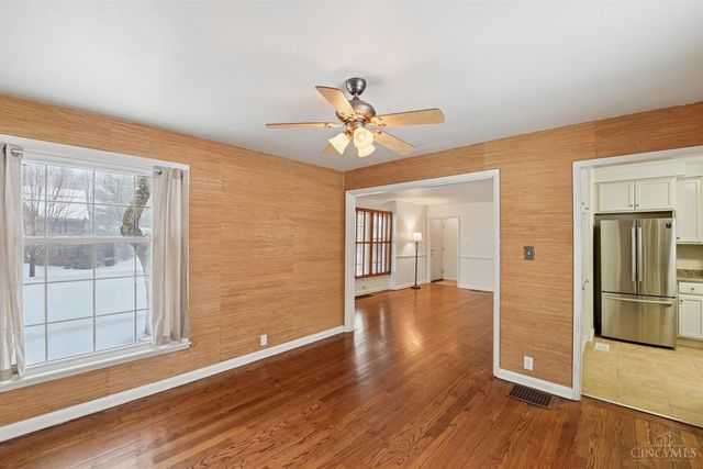 335 Albion Avenue, Glendale, OH 45246