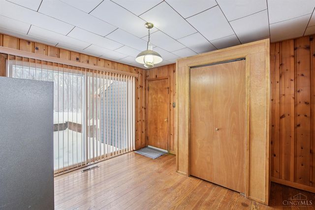 335 Albion Avenue, Glendale, OH 45246