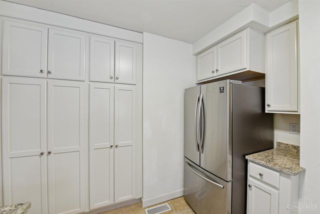 335 Albion Avenue, Glendale, OH 45246