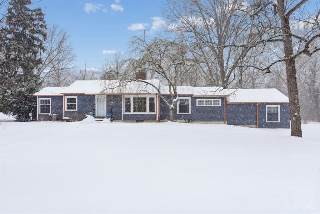 335 Albion Avenue, Glendale, OH 45246