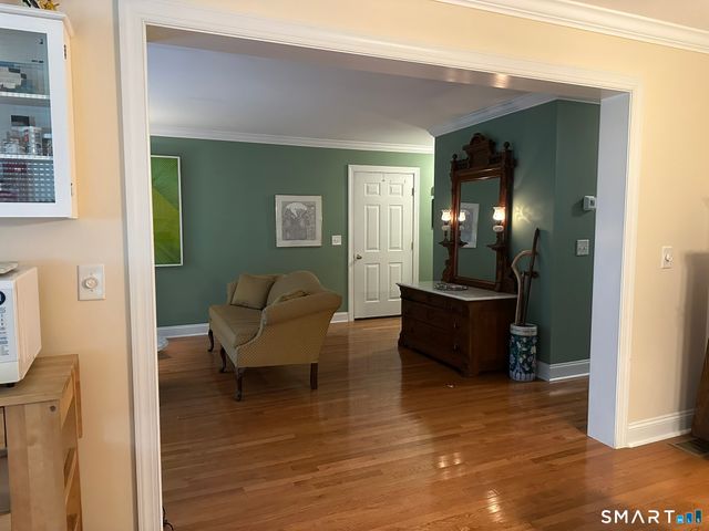 62 Allison Way 62, East Haven, CT 06512