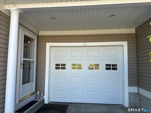 62 Allison Way 62, East Haven, CT 06512