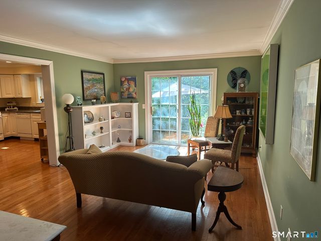 62 Allison Way 62, East Haven, CT 06512