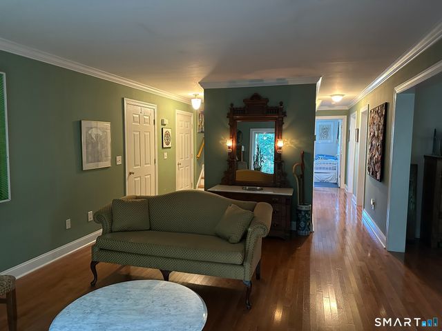 62 Allison Way 62, East Haven, CT 06512