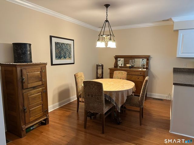 62 Allison Way 62, East Haven, CT 06512