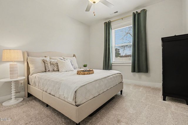 8316 Running Fern Way, Willow Springs, NC 27592