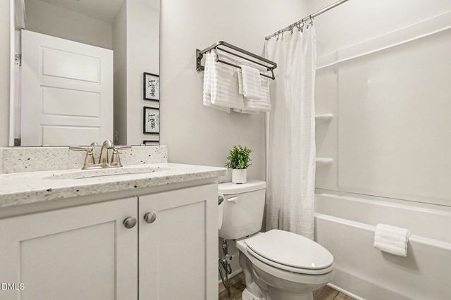 8316 Running Fern Way, Willow Springs, NC 27592