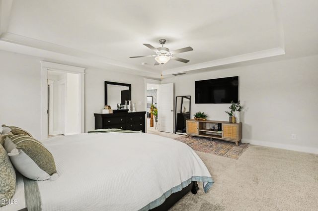 8316 Running Fern Way, Willow Springs, NC 27592