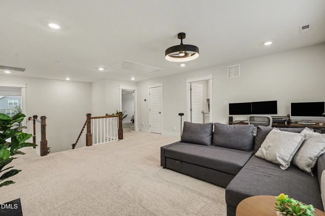 8316 Running Fern Way, Willow Springs, NC 27592