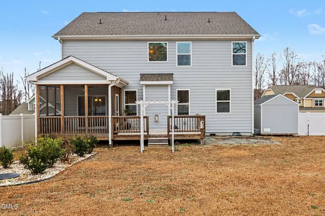 8316 Running Fern Way, Willow Springs, NC 27592