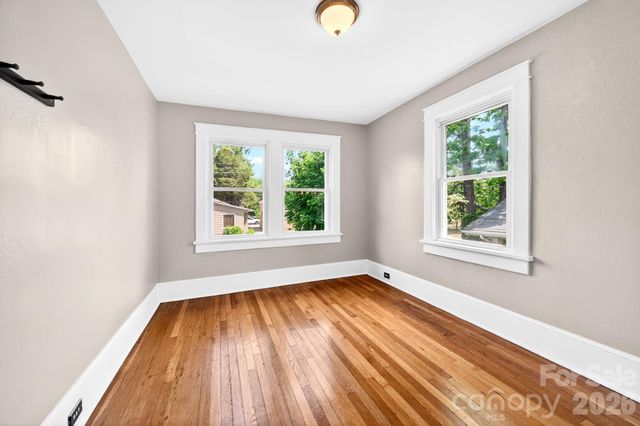 55 Walton Street, Asheville, NC 28801