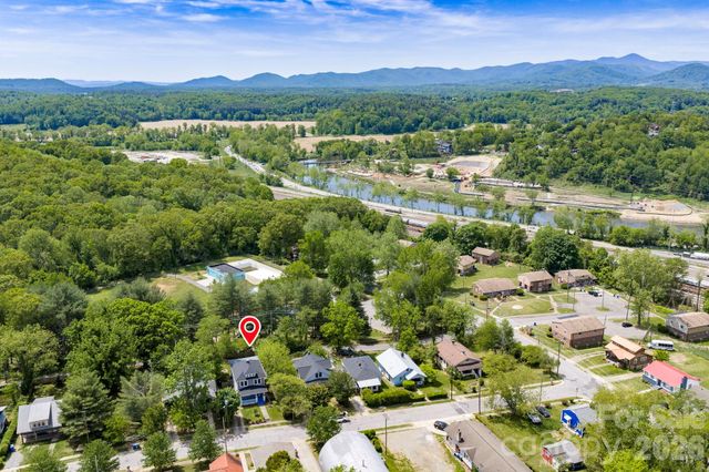 55 Walton Street, Asheville, NC 28801