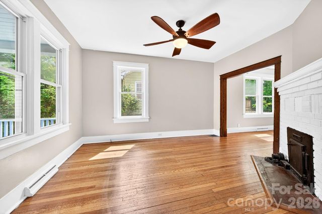55 Walton Street, Asheville, NC 28801