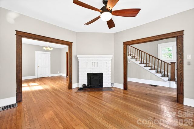 55 Walton Street, Asheville, NC 28801