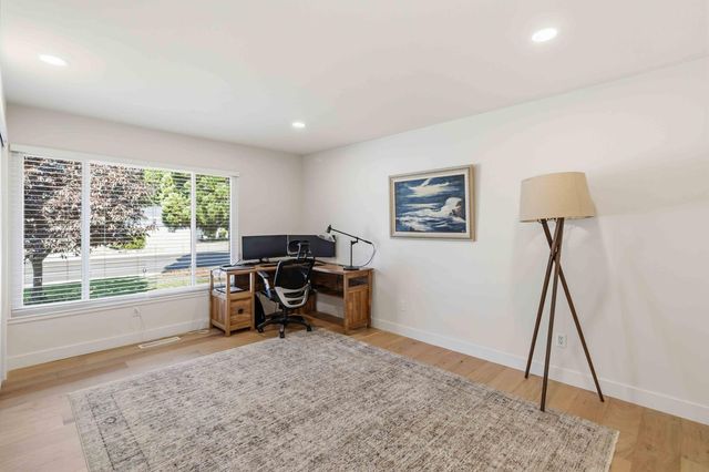 3315 Midas Ave, Rocklin, CA 95677