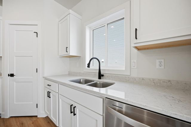 3740 33rd Street S, Moorhead, MN 56560