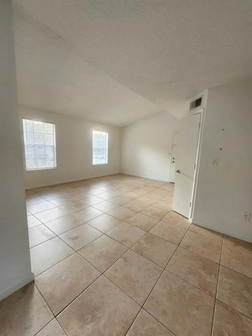 1020 Crystal Way F, Delray Beach, FL 33444