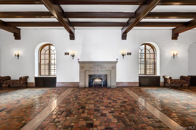 412 Munro Avenue 3J, Mamaroneck, NY 10543