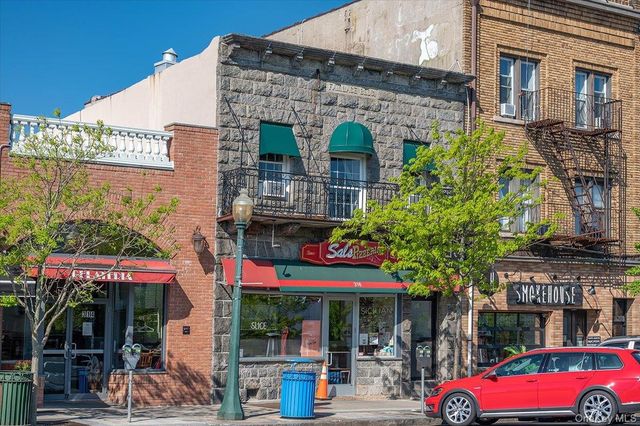 412 Munro Avenue 3J, Mamaroneck, NY 10543