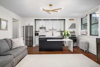 412 Munro Avenue 3J, Mamaroneck, NY 10543