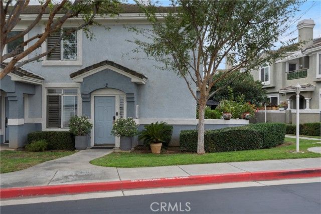 686 Azure 2, Corona, CA 92879