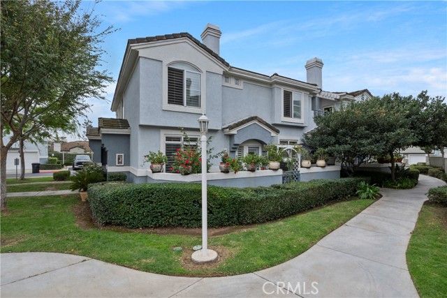 686 Azure 2, Corona, CA 92879