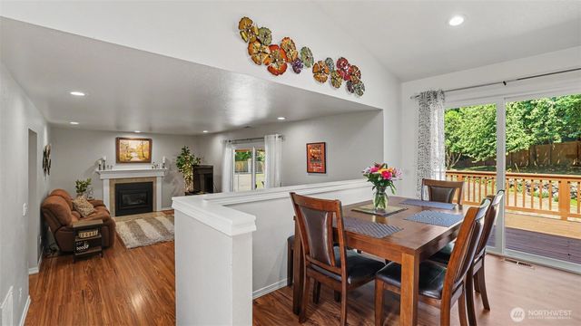 15532 156th Court SE, Renton, WA 98058