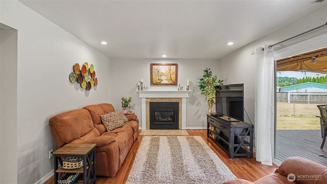 15532 156th Court SE, Renton, WA 98058