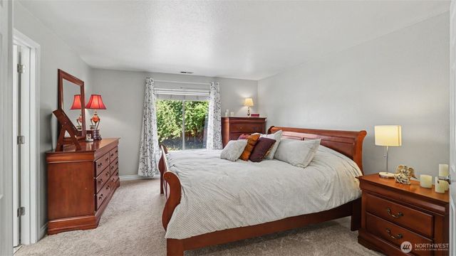 15532 156th Court SE, Renton, WA 98058