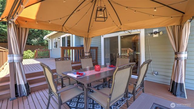 15532 156th Court SE, Renton, WA 98058