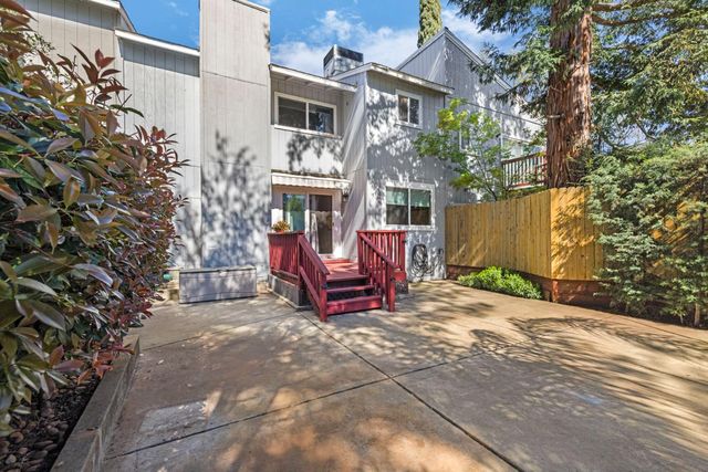 2841 Hotchkiss Ct, Cameron Park, CA 95682