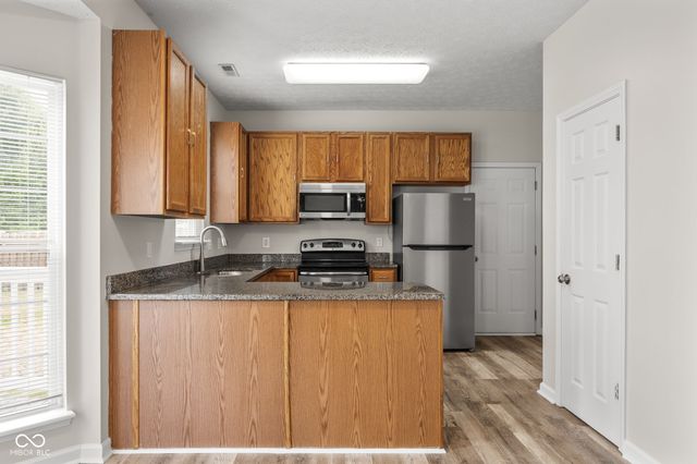 6551 E Daisy Hill Court, Camby, IN 46113