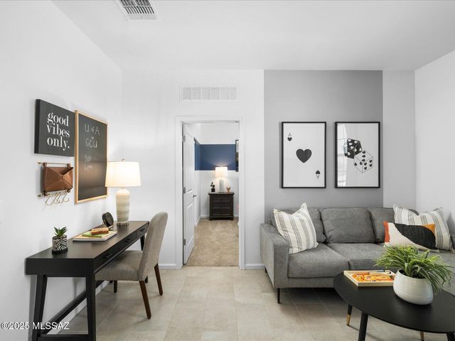 8296 S Cabari Mine Way, Tucson, AZ 85747